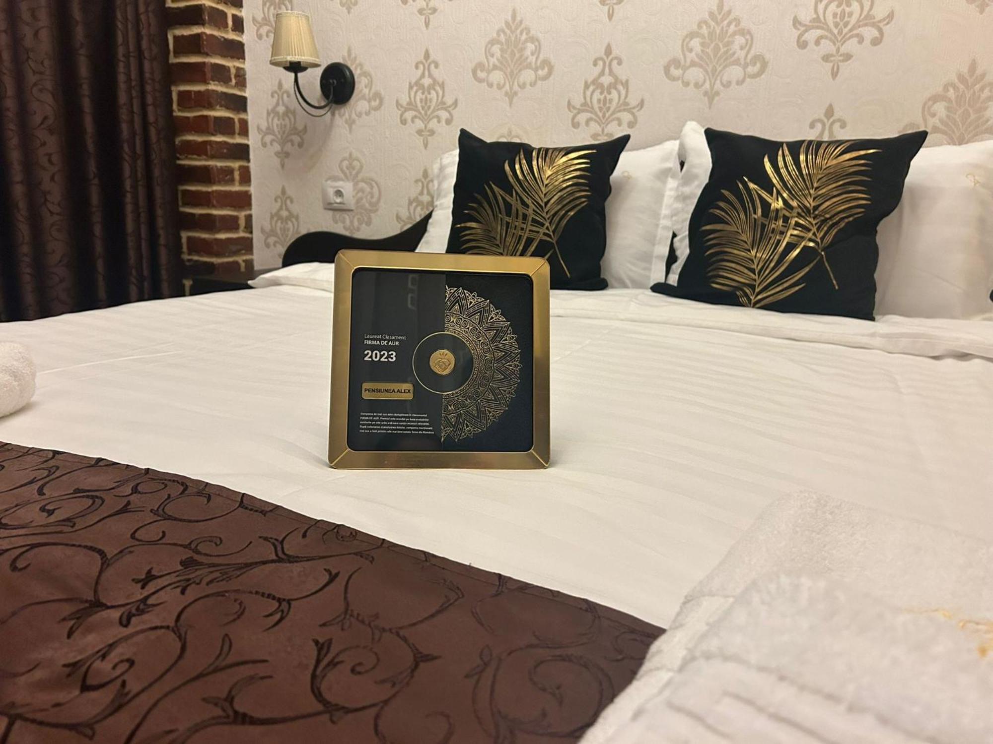 Casa Alex Rasnov Hotel ภายนอก รูปภาพ